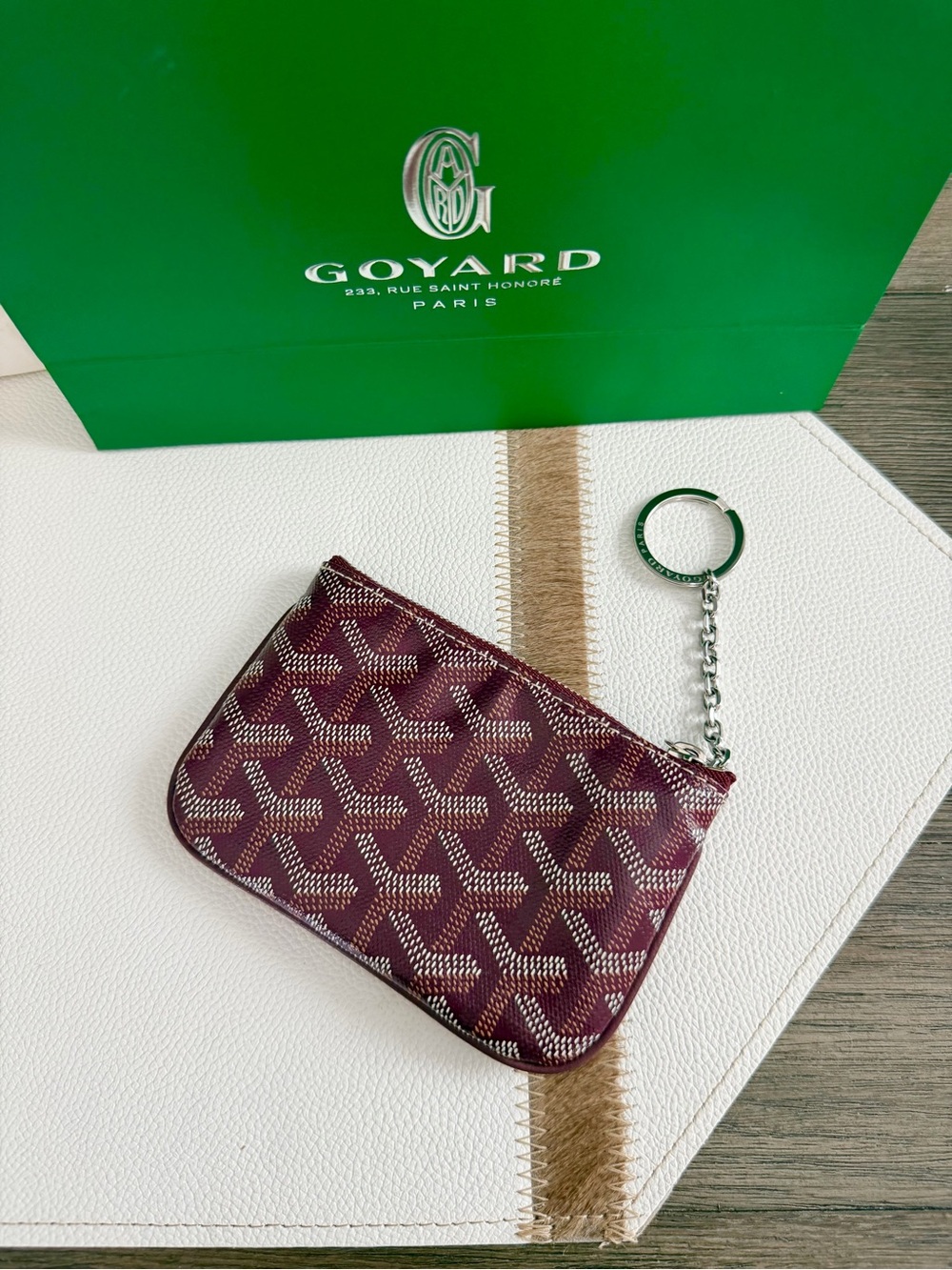 Goyard Maroon Chevron Key & Card Pouch - Picture 2 of 5